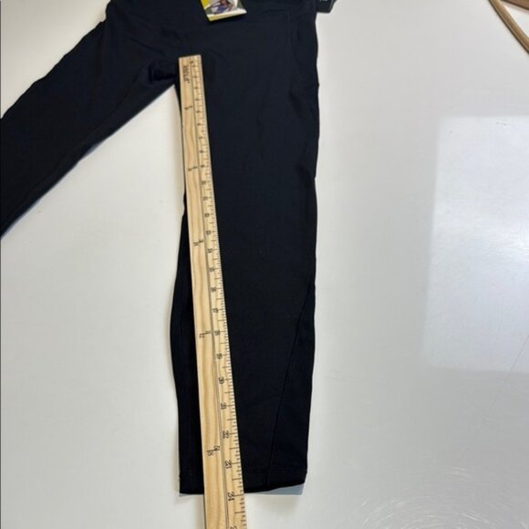 Halara Black Women's High-Waisted Crossover Leggings Size Small NWT - Picture 7 of 8